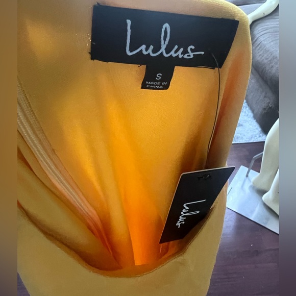 OFF SHOULDER DRESS - Picture 10 of 10